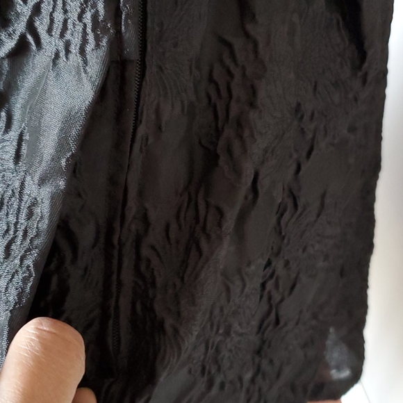 H&M Jacquard textured open back Fit and Flare - Picture 8 of 13